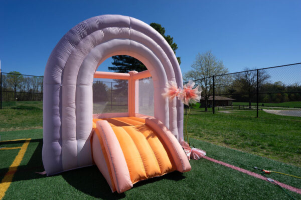 08. Mini Rainbow Bouncy House